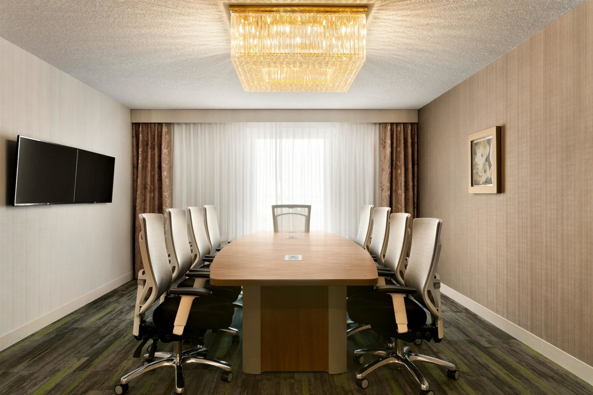 The Landing Hotel & Conference Centre St. Paul 外观 照片